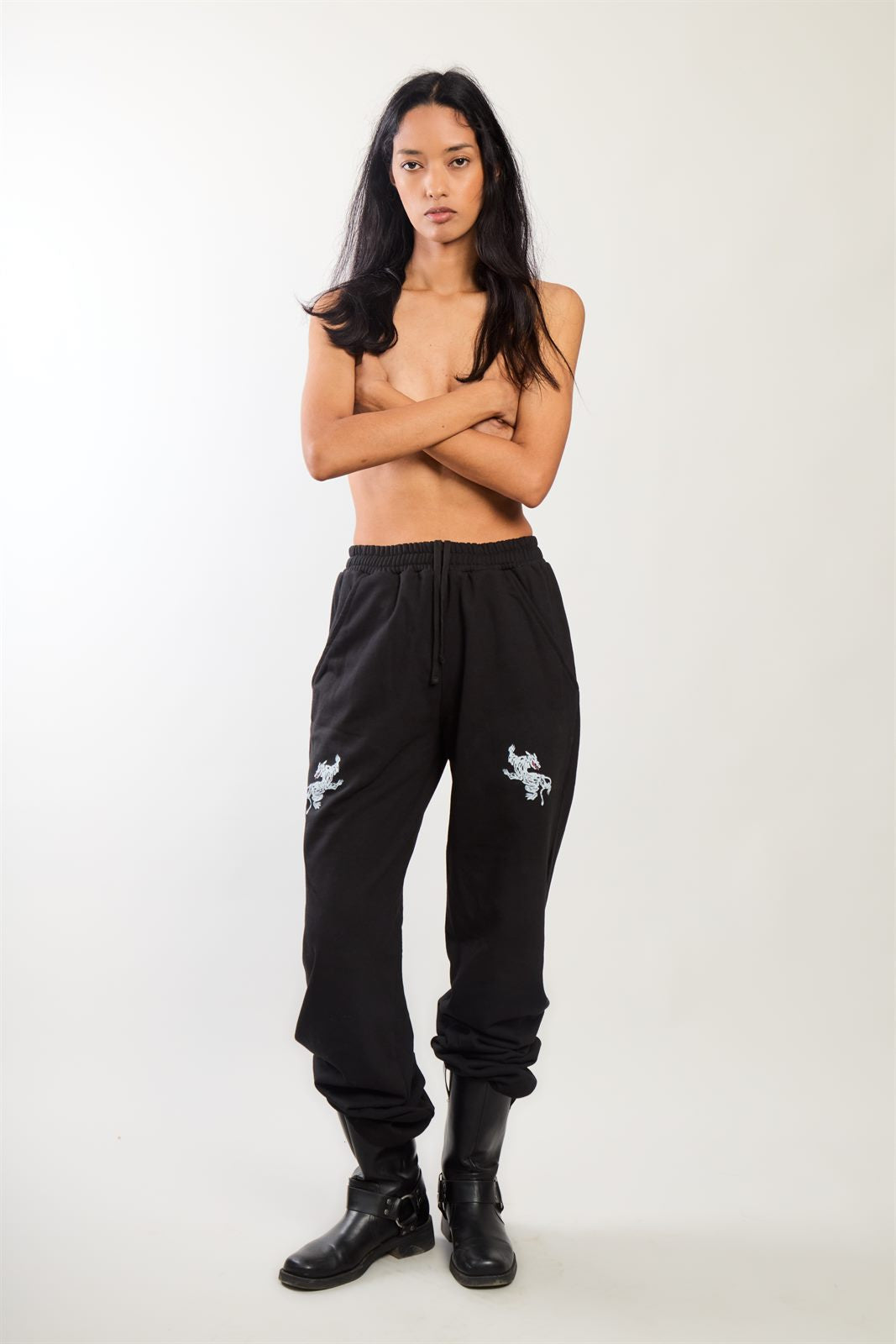OTORONGO SWEATPANTS NEGRO
